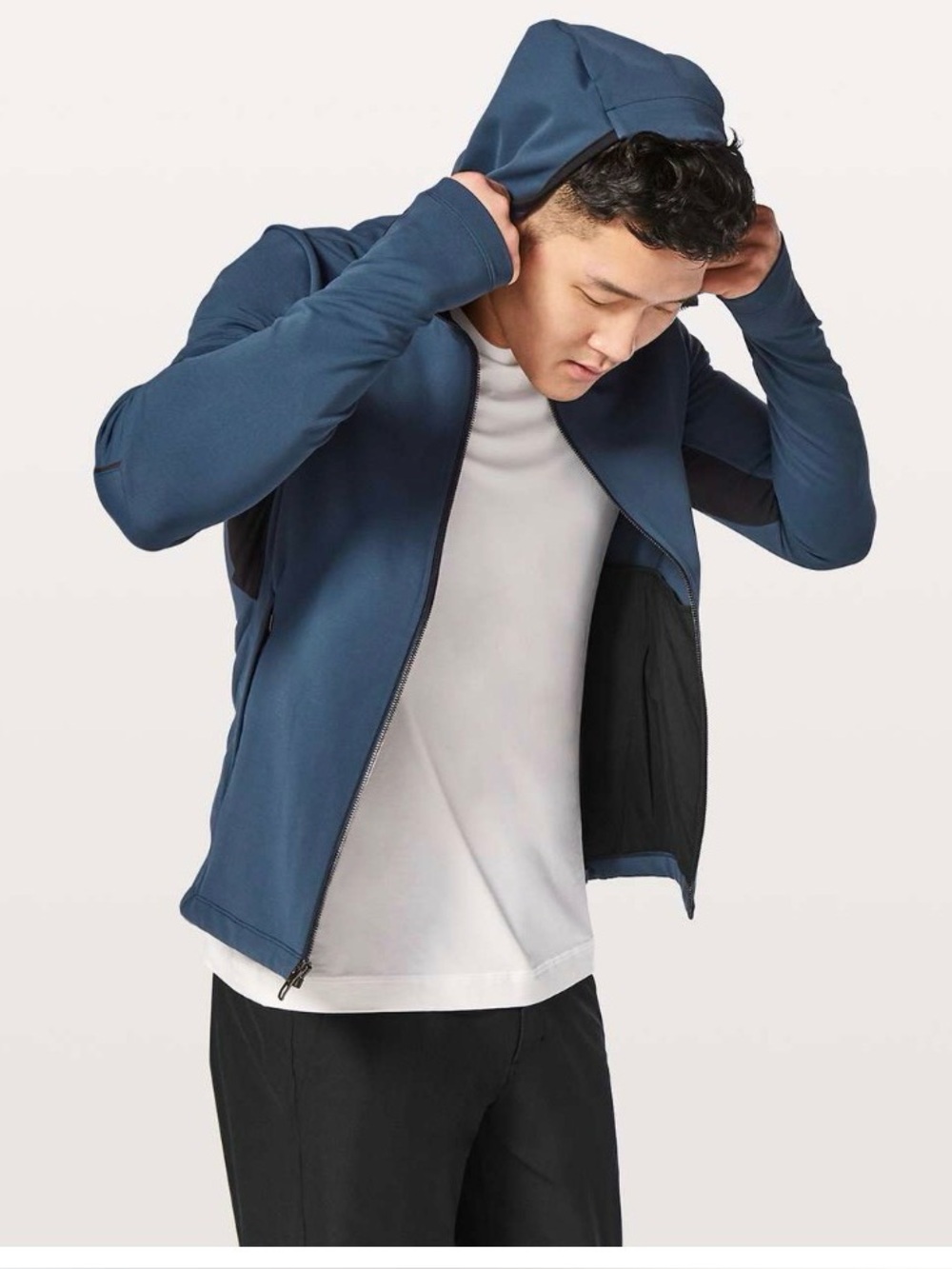 Lululemon Cover Ground Jacket
True Navy